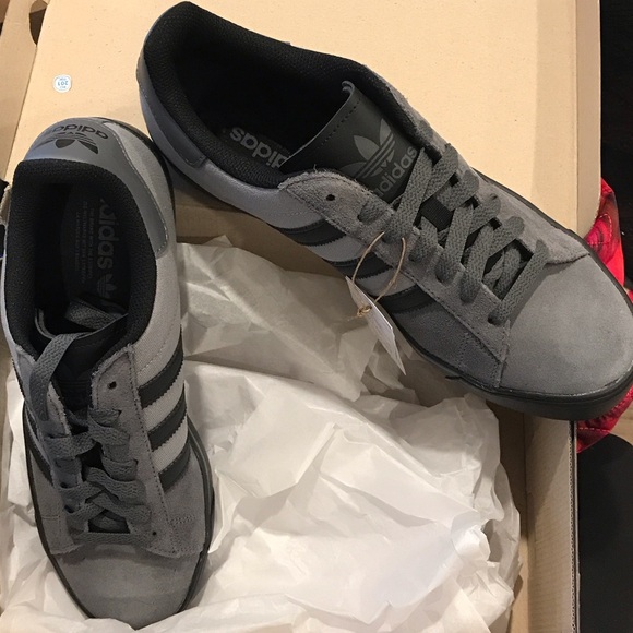 Adidas | Men's Gray and Black Campus Sneakers | Sz 11 - Picture 2 of 5